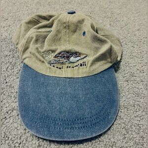 Maui Hawaii turtle graphic cap